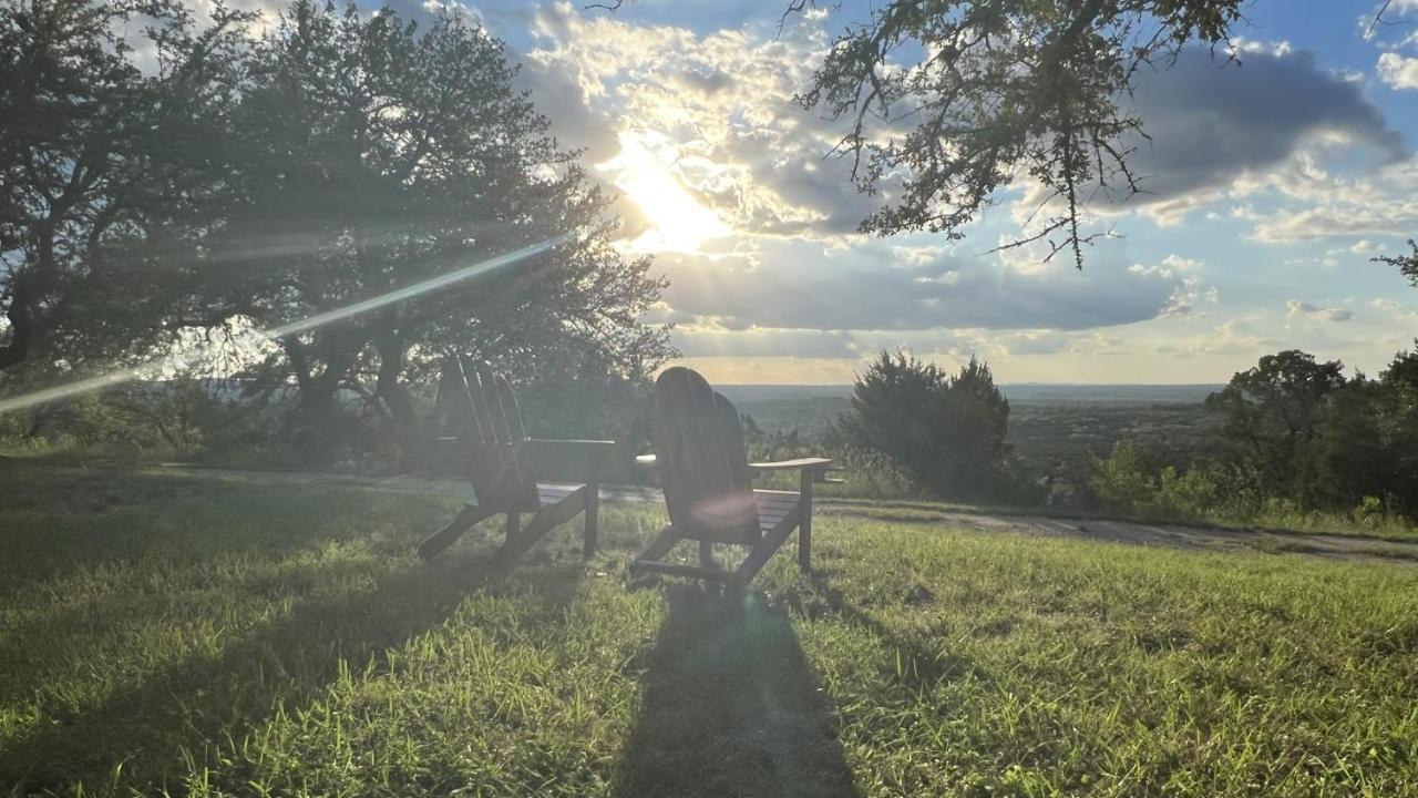 Hill Country Highland'S Bluebonnet Cottage 마블폴스 외부 사진