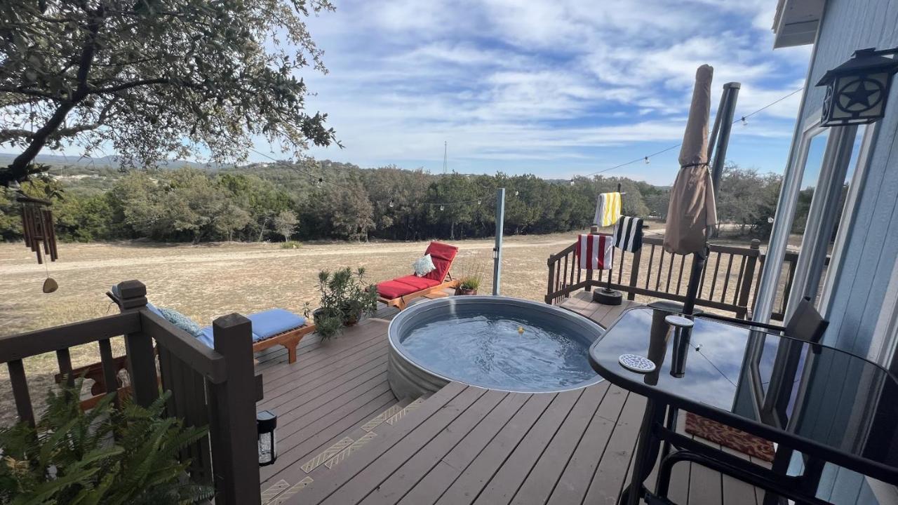 Hill Country Highland'S Bluebonnet Cottage 마블폴스 외부 사진